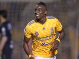 Tigres derrota 2-0 a Pumas en el Volcán con doblete de Julián Quiñones