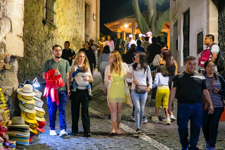 Sector hotelero y restaurantero de Guerrero reporta una jornada positiva gracias a la afluencia nacional.