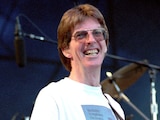 ¿Quién era y de qué murio Phil Lesh, bajista de Grateful Dead?