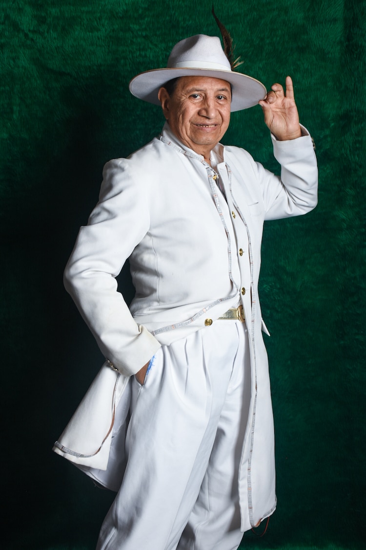 Salón Los Ángeles festeja sus 85 años repleto de estilo, color y ritmo.
