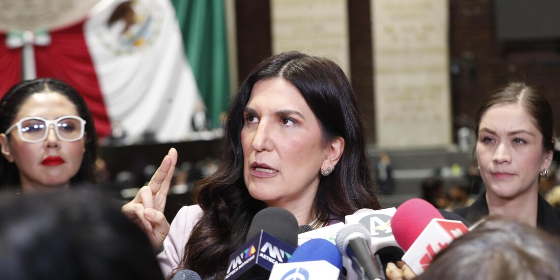 Kenia López Rabadán, presidenta de la Cámara de Diputados