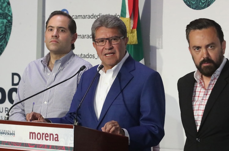 Los diputados Raúl Bolaños-Cacho, Ricardo Monreal y Arturo Ávila, ayer, en conferencia.