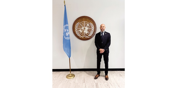 El director de Kosmos en las actividades de la 81.a de la Asamblea de la ONU.