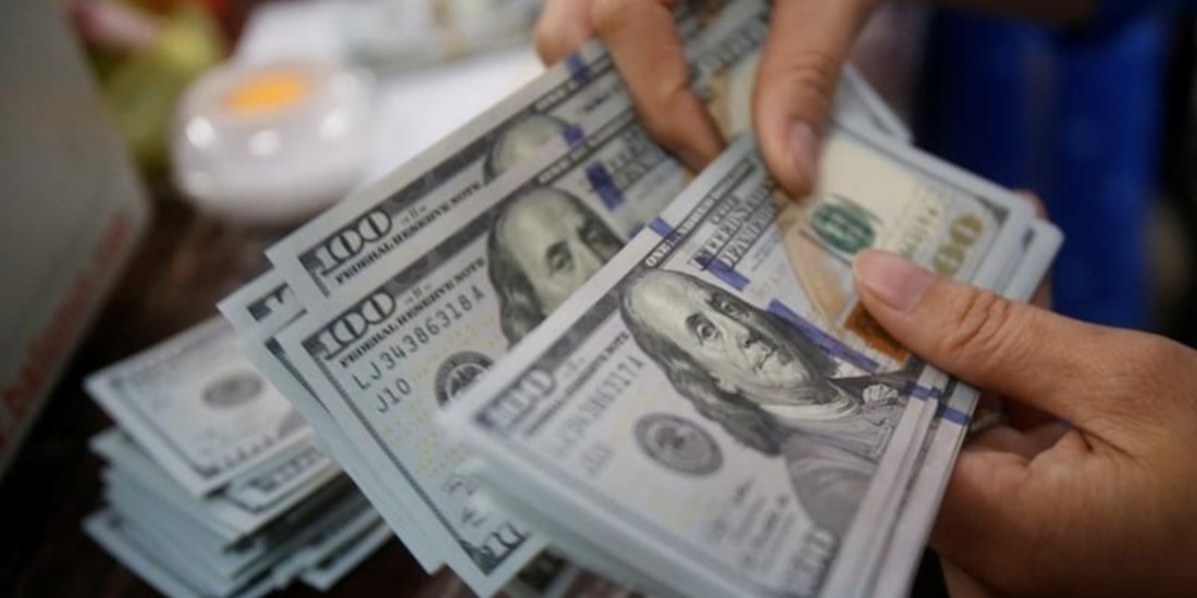 El peso se apreciaba 0.54%, al venderse en 20.563 pesos por dólar