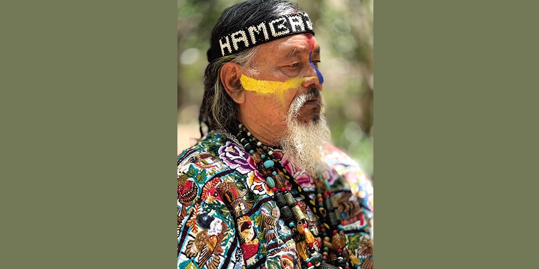 Luis Nah, sacerdote maya, protagonista del documental.