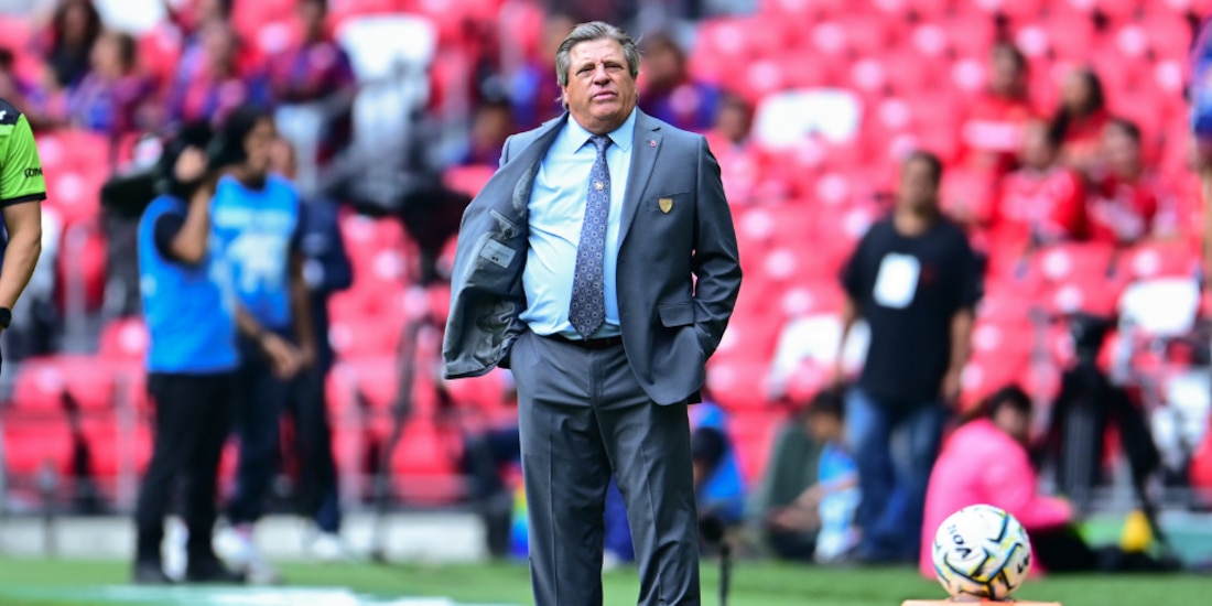 Miguel Herrera en el partido ante el Toluca.