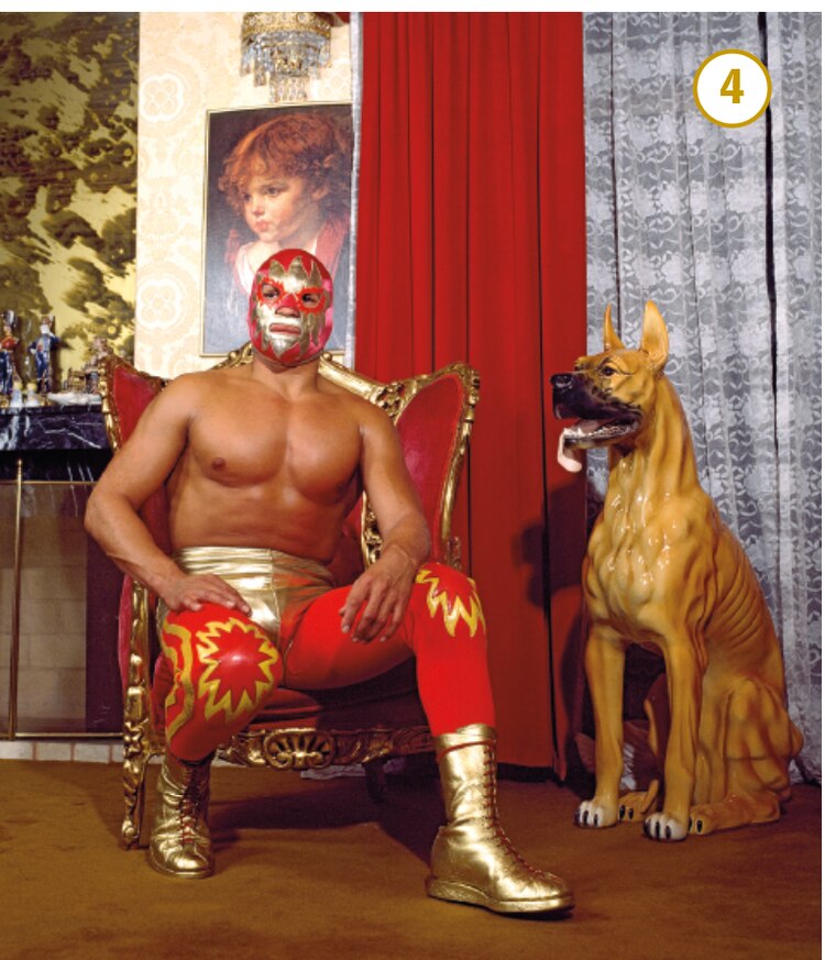 El solar en su casa, 1987-1988, de Lourdes Grobet.