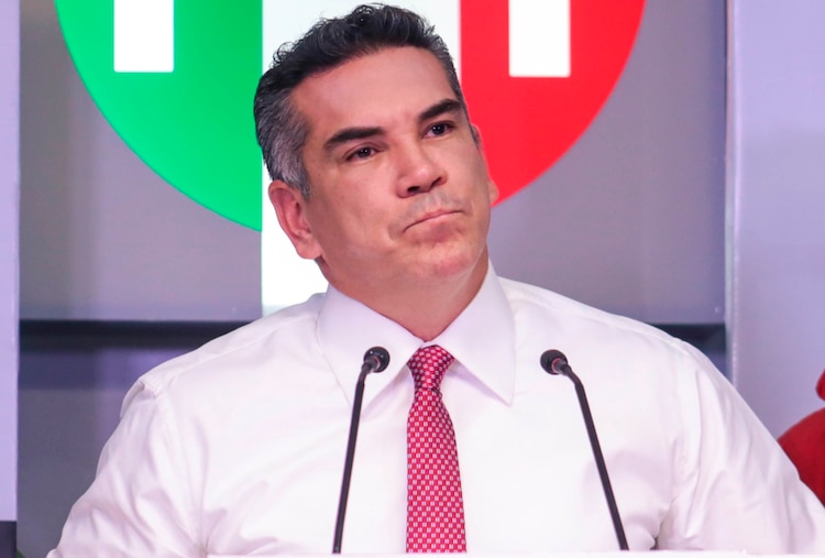 Se le complica más a Alito: ahora 15 exgobernadores reclaman su salida