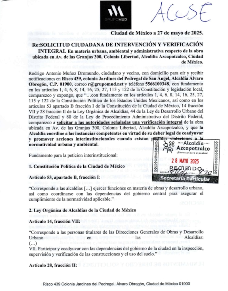 Cuatro días antes del socavón, los vecinos alertaron sobre supuestas irregularidades.