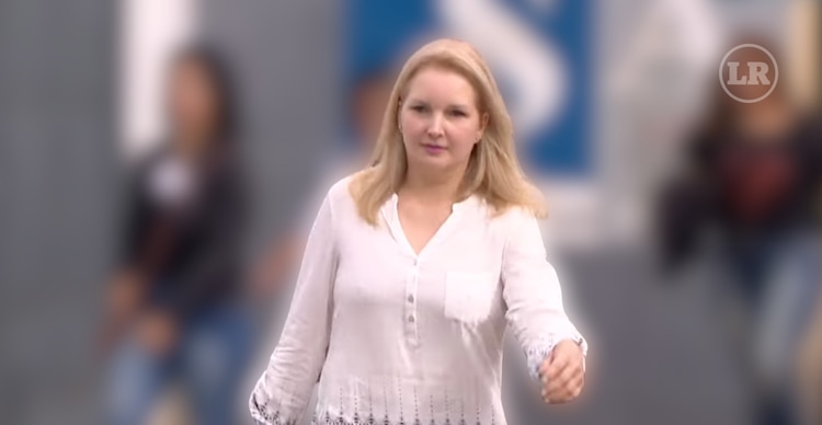 Elize Matsunaga saliendo de prisión en 2019 con un permiso temporal con motivo del Día del Niño