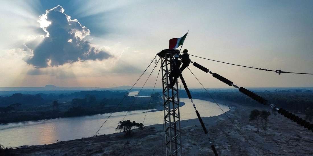 La CFE impulsa proyectos estratégicos de generación y transmisión eléctrica para fortalecer el suministro en todo el país.