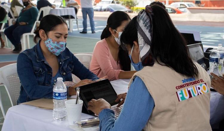 Inscríbete a Jóvenes Construyendo el Futuro