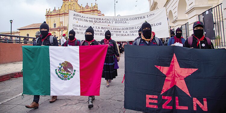 Marcha en Chiapas a favor de Ucrania y Rusia.