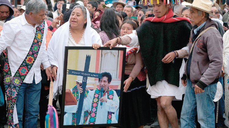 Peregrinación por la paz y justicia convocada por la diócesis de San Cristóbal, tras el asesinato del Padre Marcelo Pérez, en Chiapas, el 25 de enero.