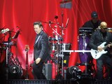 Los Temerarios durante su presentación en el estadio GNP Seguros.