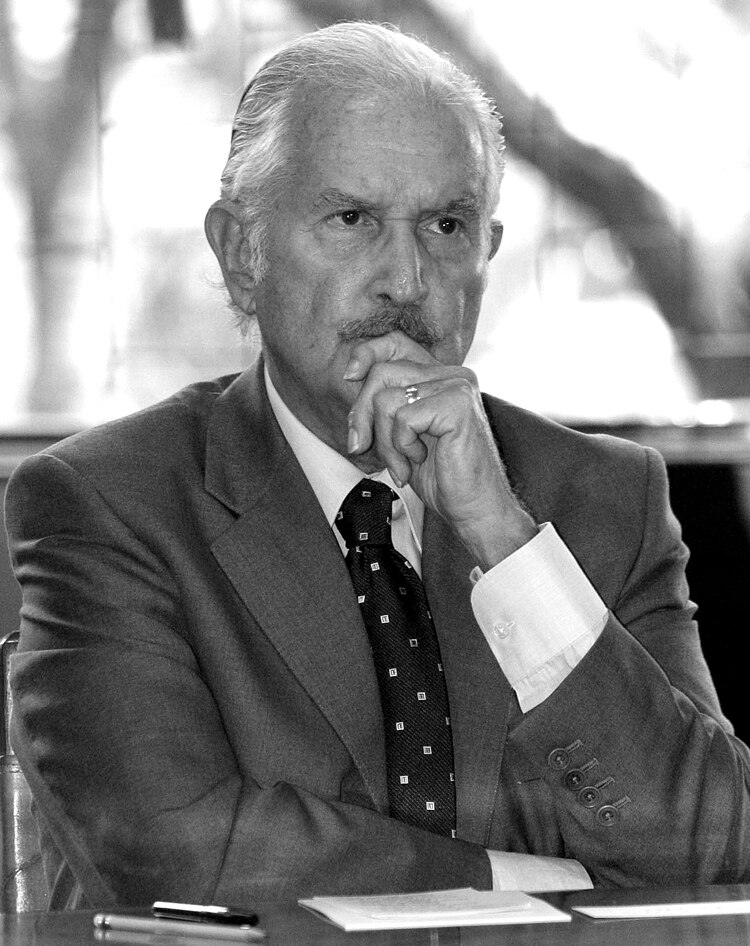 Carlos Fuentes (1928-2012).