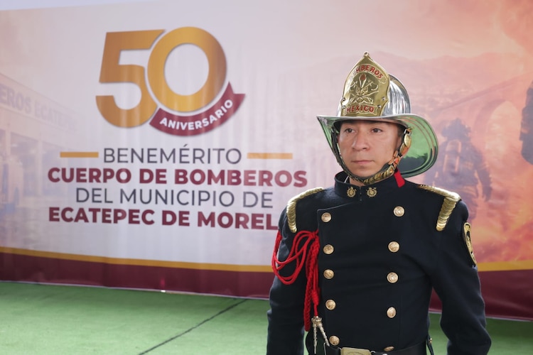 50 aniversario del Cuerpo de Bomberos del municipio de Ecatepec.