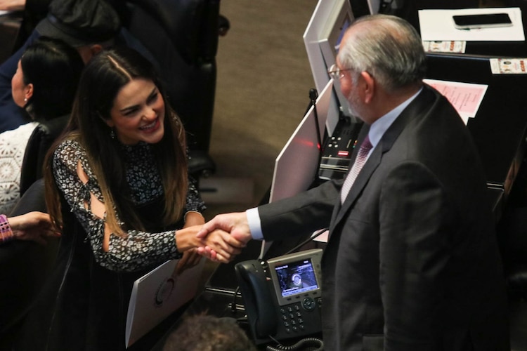 Adán Augusto López y Andrea Chávez.