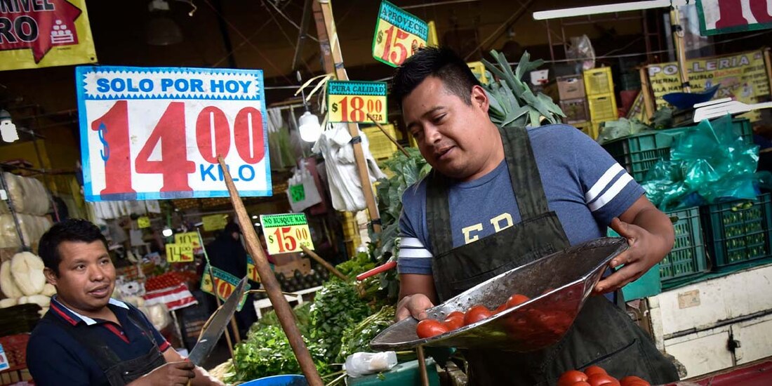 El aumento del Índice Nacional de Precios al Consumidor se habría visto impulsado por incrementos de precios de alimentos procesados, productos cárnicos y energéticos