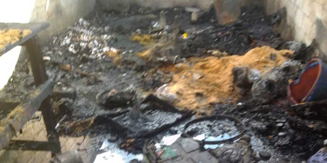 La vivienda donde se registró la explosión de pirotecnia quedó devastada; hay cuatro personas heridas