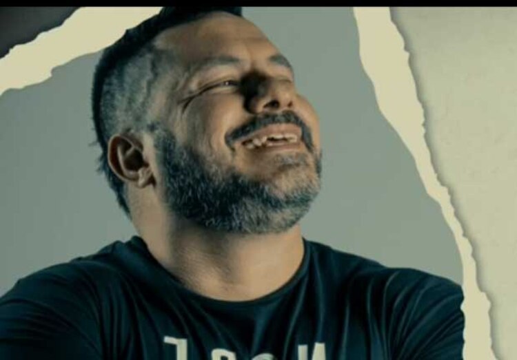 El analista financiero, David Páramo, se encuentra a horas de salir del hospital