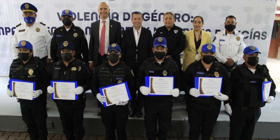 Coyoacán capacita a policías en materia de violencia de género.