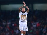 Dani Alves debutó con Pumas el pasado 27 de julio, en Ciudad Universitaria, en el empate 1-1 con el Mazatlán FC.