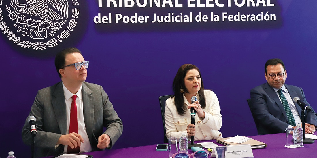 De izq. a der.: Los magistrados Felipe Fuentes, Mónica Soto y Felipe de la Mata, en conferencia el 29 de enero pasado.