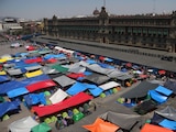 Vista del Zócalo tomado por manifestantes