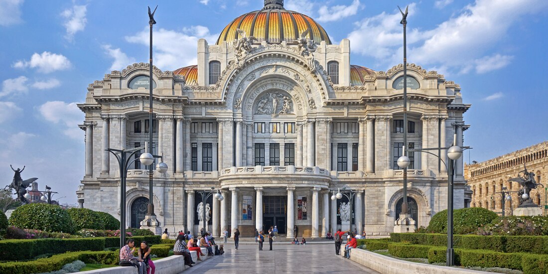 Disfruta de la ciudad en espacios seguros.