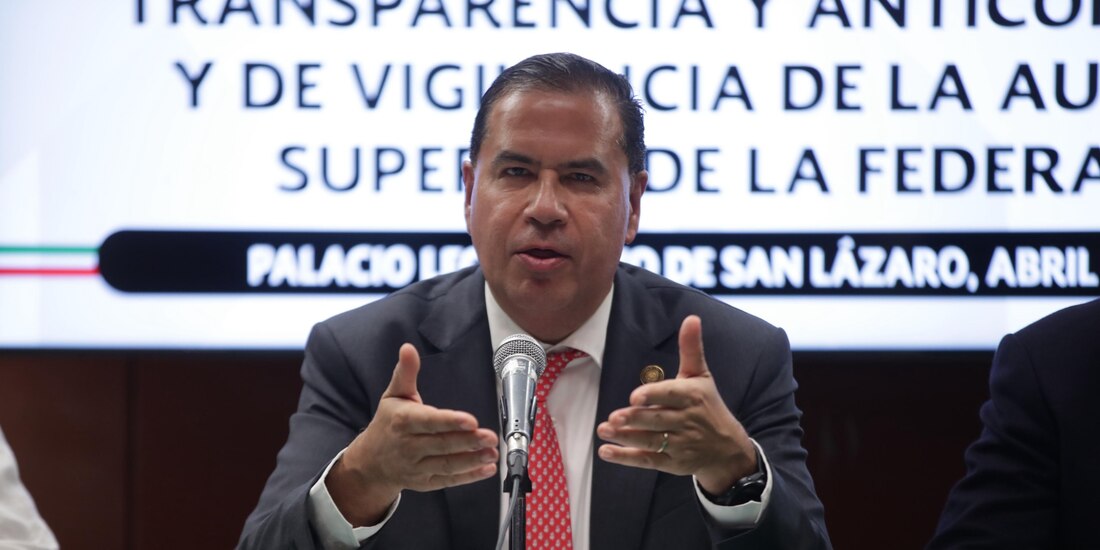 De 42 solicitantes, sólo 17 cumplieron con todos los requisitos; 5 mujeres y 12 hombres, detalló