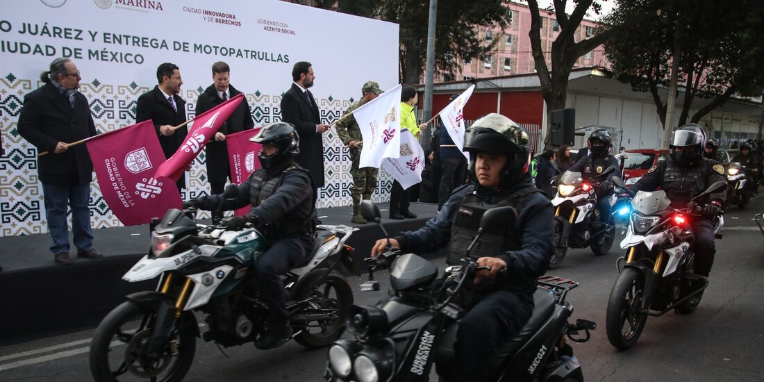 Ayer por la mañana, el mandatario capitalino encabezó la puesta en marcha de un operativo especial en Benito Juárez.