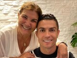 Cristiano Ronaldo tiene una relación muy cercana con su madre María Dolores Aveiro.