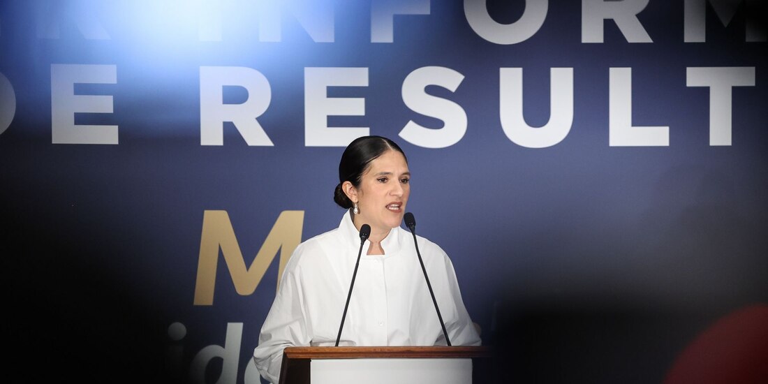 Berta Alcalde Luján, titular de la FGJCDMX, durante la presentación de su primer informe anual de resultados en materia de seguridad y justicia.