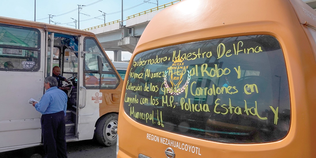 ASPECTO de la manifestación de los transportistas, ayer.