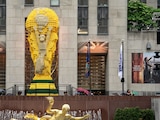 En el Rockefeller se encuentra la Copa del Mundo de Lego.