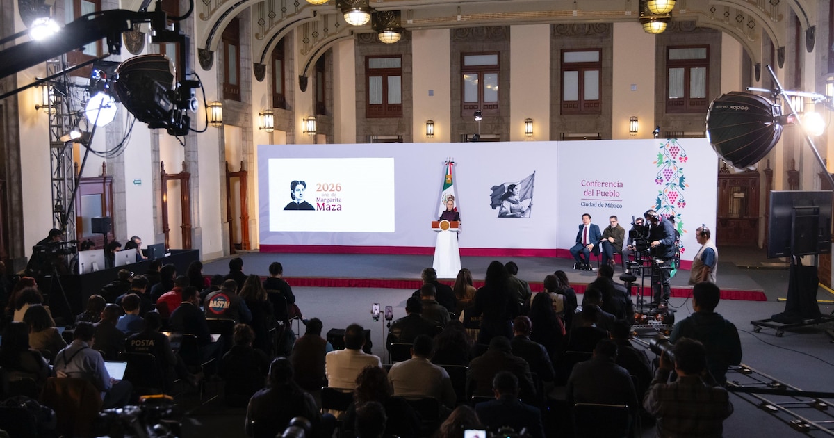 Sheinbaum destaca 400 mil jóvenes más inscritos en el bachillerato en 2026