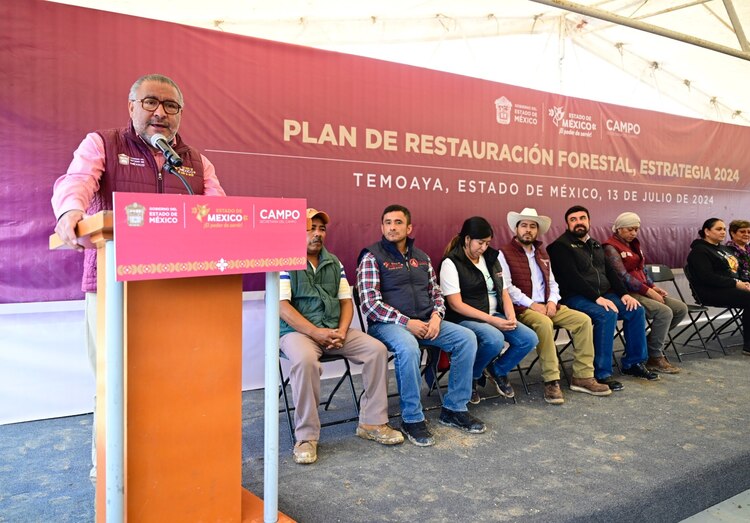 El gobierno de Edomex entregó 11 apoyos económicos para servicios ambientales a ejidatarios.