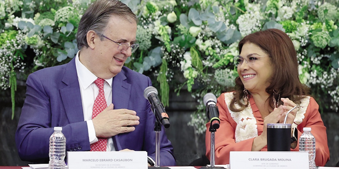 Clara Brugada y Marcelo Ebrard, ayer, en conferencia.