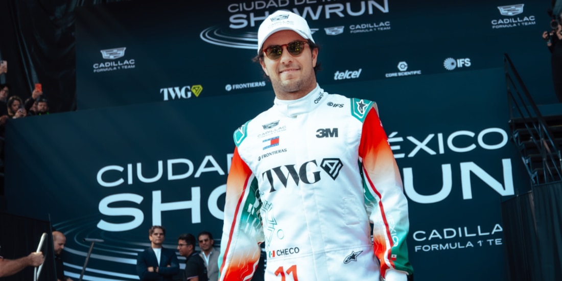 Checo Perez en el Show Run en la Ciudad de México.