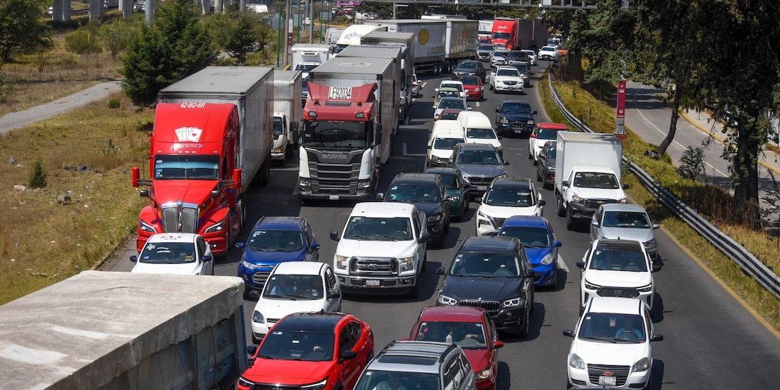 Transportistas y agricultores convocan a nuevo paro nacional para el 6 de abril; en imagen, aspecto de un bloqueo del 23 de marzo.