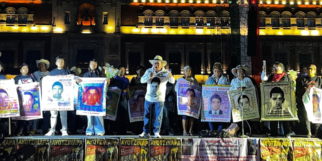 Marcha en Ciudad de México a 12 años de la desaparición de los 43 normalistas de Ayotzinapa, el 26 de septiembre de 2026.