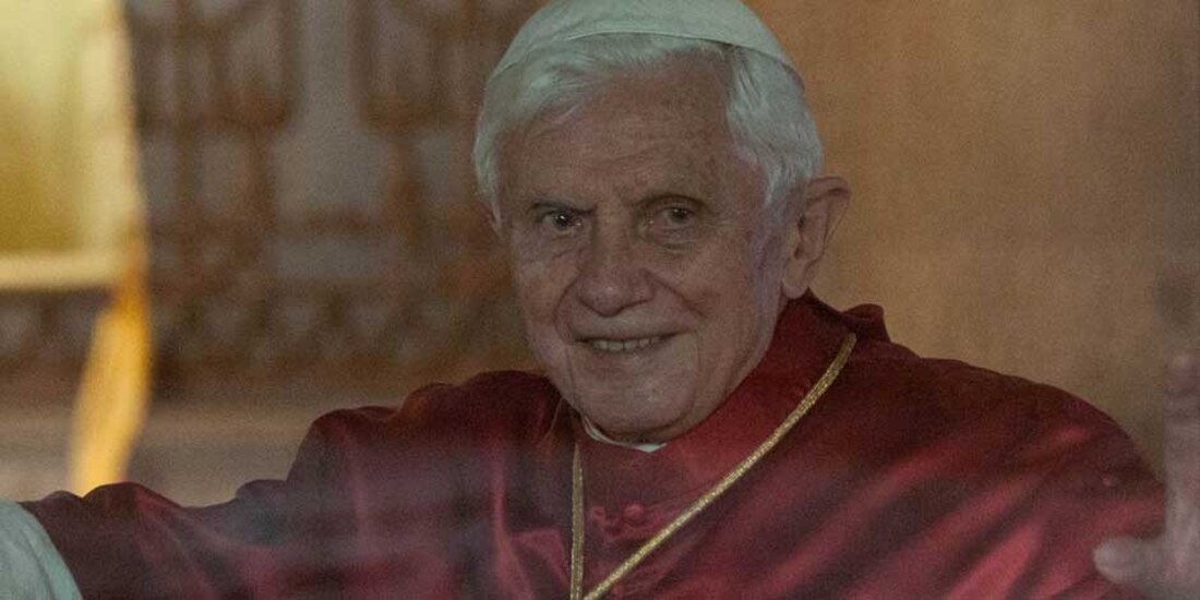 Benedicto XVI realizó una misa en la Catedral de la Madre Santísima de la Luz de León como parte de su primera visita a México en marzo de 2012