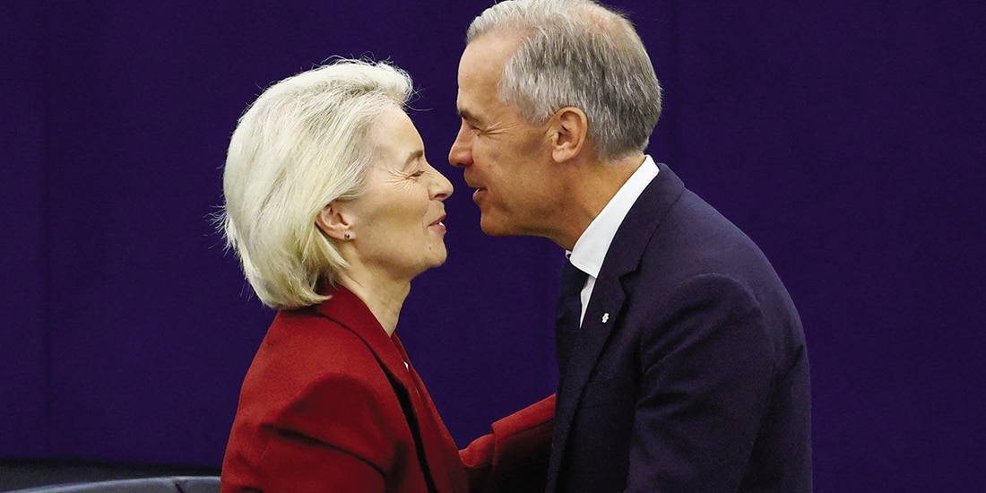 URSULA VON DER LEYEN felicita a Mark Carney, ayer.