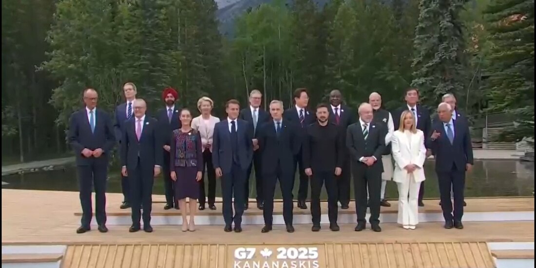 Foto oficial en Canadá.