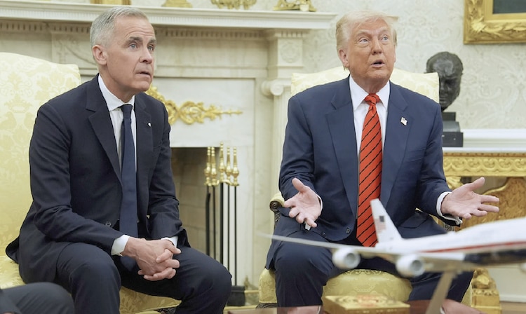 El presidente de Estados Unidos, Donald Trump, en una reunicon con el primer ministro canadiense, Mark Carney.