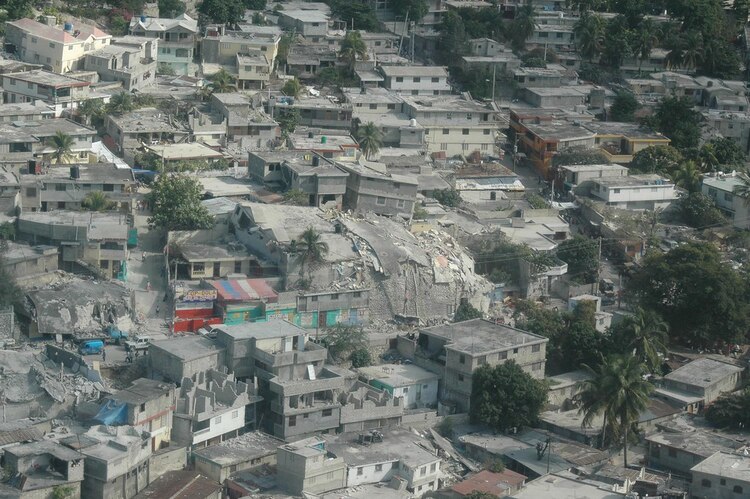 Vista aérea de los daños provocados por terremoto en Haiti.