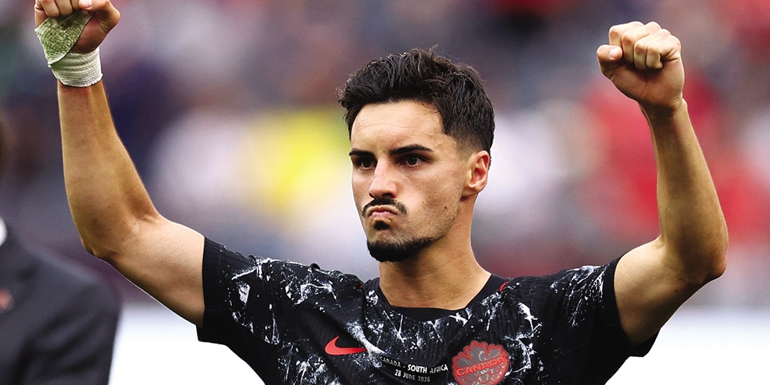 STEPHEN
Eustáquio
celebra su
gol, ayer