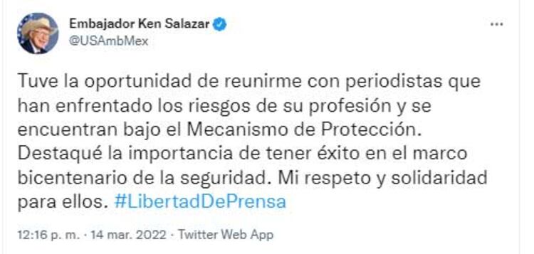 Ken Salazar se reúne con periodistas que están en el Mecanismo de Protección
