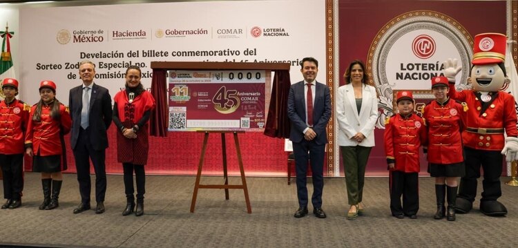 El billete del Sorteo Zodiaco Especial No. 1724 celebra el 45° Aniversario de la Comisión Mexicana de Ayuda a Refugiados (COMAR).